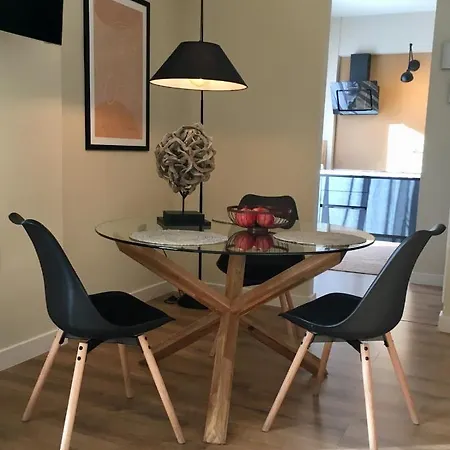 公寓 Simone Luxury Suite, Central Modern 82sqm With Terrace