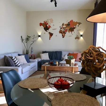 Simone Luxury Suite, Central Modern 82sqm With Terrace Apartment *