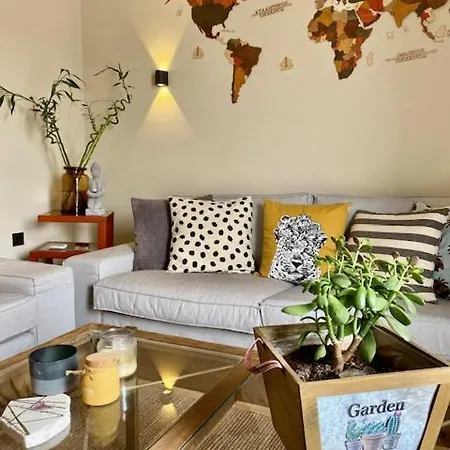 Simone Luxury Suite, Central Modern 82sqm With Terrace