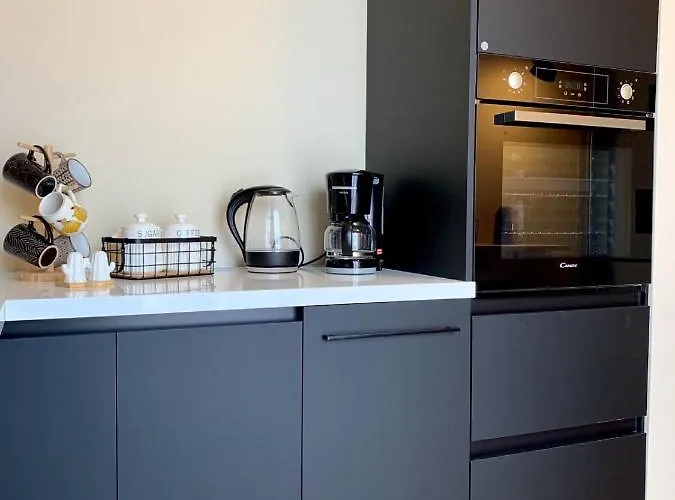 Simone Luxury Suite, Central Modern 82sqm With Terrace Appartement Tripoli