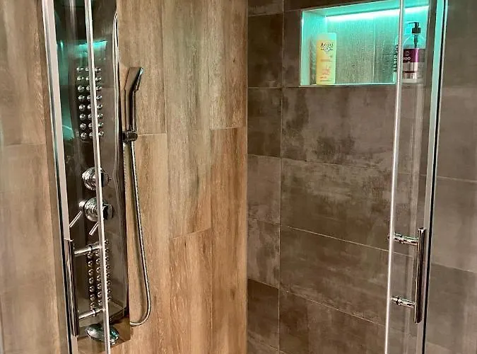 Simone Luxury Suite, Central Modern 82sqm With Terrace Appartement *